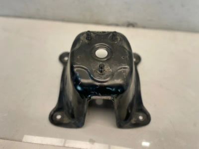 Лот: 22459441. Фото: 1. крепление запасного колеса Suzuki... Другое (автозапчасти)