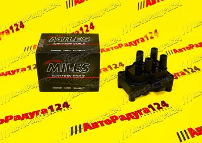 Лот: 18639777. Фото: 1. Катушка зажигания Ford Focus 2... Электрооборудование