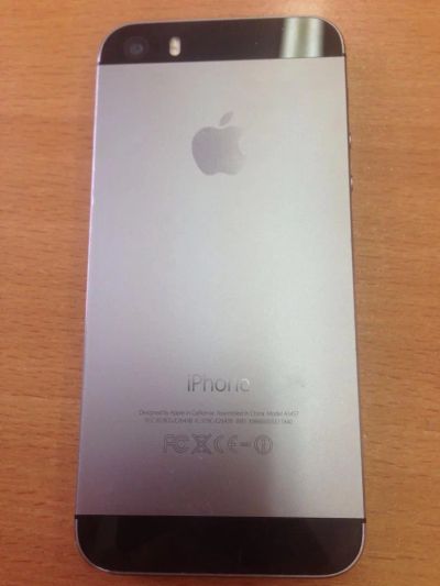 Лот: 6855188. Фото: 1. iPhone 5s 16 гб. Смартфоны