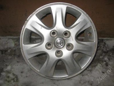 Лот: 43831. Фото: 1. один диск от Toyota Camry. Шины