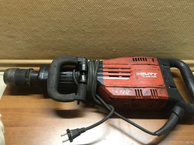 Лот: 17960600. Фото: 1. Отбойный молоток Hilti TE 905-AVR... Электроинструмент