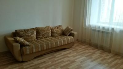 Лот: 8060917. Фото: 1. Сдаётся 1-комнатная квартира... Квартиры, студии