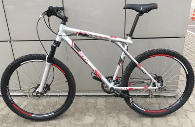 Лот: 18976621. Фото: 1. GT avalanche 1.0. Велосипеды
