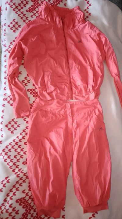 Лот: 25431152. Фото: 1. Спортивный костюм Adidas. Костюмы, пиджаки, комбинезоны