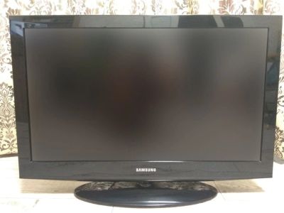 Лот: 18050211. Фото: 1. Телевизор Samsung 32 дюйма. Телевизоры