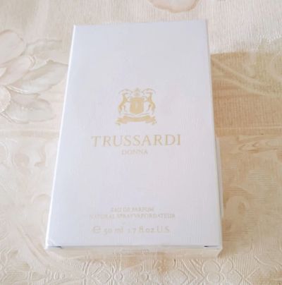 Лот: 24982727. Фото: 1. Donna Trussardi 50 ml. Женская парфюмерия