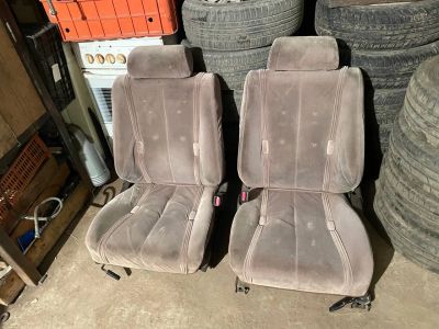 Лот: 24418750. Фото: 1. Сиденья передние и задние Toyota... Салон