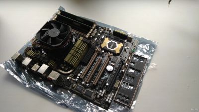 Лот: 14762254. Фото: 1. Материнская плата Asus Sabertooth... Материнские платы
