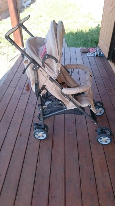 Лот: 9829545. Фото: 1. Коляска трость baby care!. Коляски