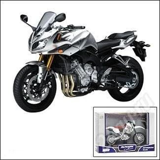 Лот: 354041. Фото: 1. моделька Yamaha FZ-1. Автомоделизм