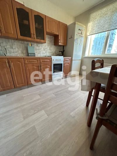 Лот: 25286471. Фото: 1. 3-комн. квартира , Красноярск... Квартиры, студии