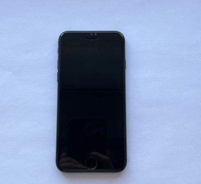Лот: 18207716. Фото: 1. Apple Iphone 8 64 GB. Смартфоны