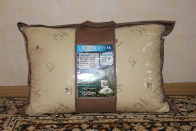 Лот: 3910745. Фото: 1. Подушка "Овечья шерсть", чехол... Одеяла, подушки