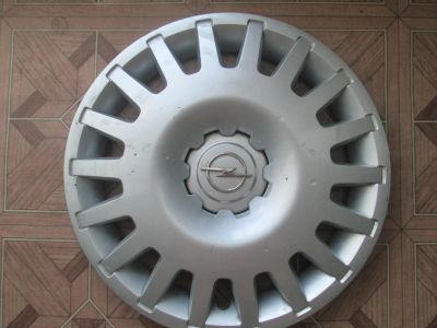Лот: 5451132. Фото: 1. Оригинальный колпак на диск R15... Колпаки