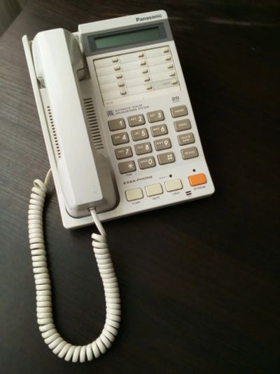 Лот: 14817056. Фото: 1. Стационарный телефон Panasonic... Проводные телефоны