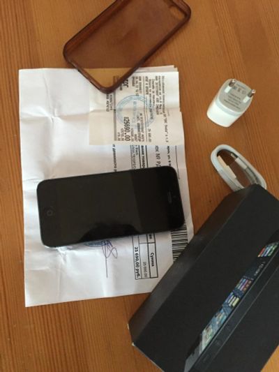 Лот: 10543826. Фото: 1. iPhone 5 16 gb хорошее техническое... Смартфоны