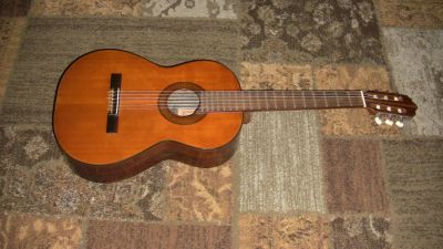 Лот: 7695907. Фото: 1. массив ели Zen-on gut guitar 90... Гитары