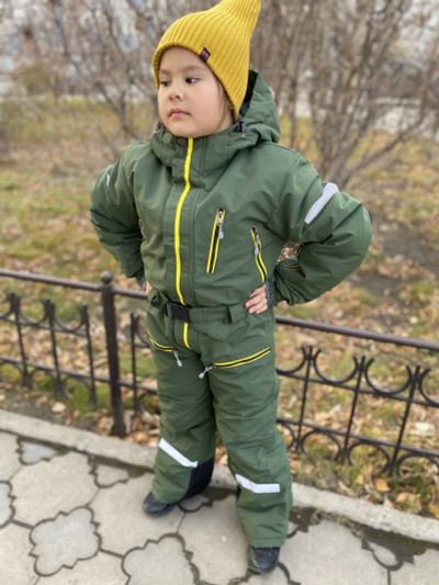 Лот: 18229443. Фото: 1. Комбинезон детский горнолыжный... Костюмы, пиджаки, комбинезоны