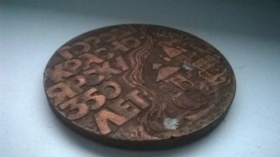 Лот: 4996419. Фото: 1. Медаль настольная 350 лет Красноярску. Памятные медали