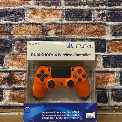 Лот: 18202502. Фото: 1. Dualshock 4 Sunset Orange. Аксессуары для игровых приставок, консолей, геймпады