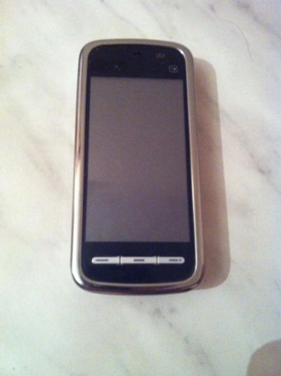 Лот: 6587931. Фото: 1. Nokia 5228. Кнопочные мобильные телефоны