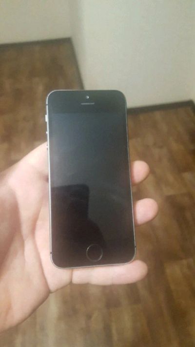 Лот: 12770332. Фото: 1. IPhone 5s. Смартфоны