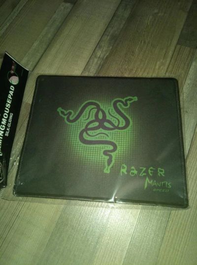 Лот: 10554566. Фото: 1. коврик для мыши Razer. Коврики