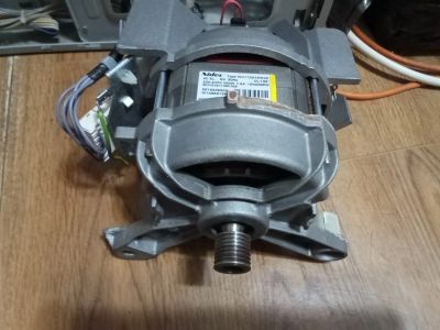 Лот: 22489502. Фото: 1. Двигатель Whirlpool WU112U45W00... Запчасти для стиральных и посудомоечных машин