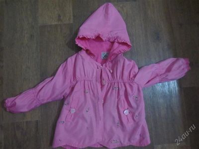 Лот: 2594316. Фото: 1. Плащик-куртка на девочку 4-5 лет... Верхняя одежда