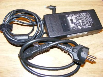 Лот: 7164194. Фото: 1. зарядка для ноутбука acer aspire... Зарядные устройства