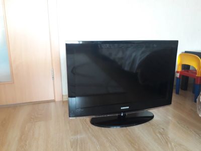 Лот: 16356953. Фото: 1. Телевизор Samsung LE32B450C4W... Телевизоры