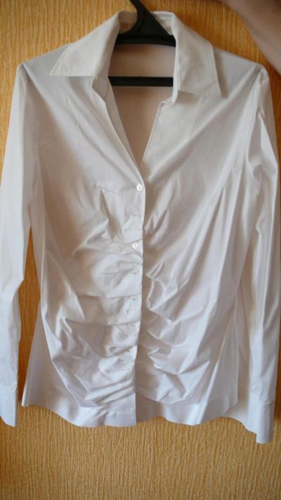 Лот: 9548143. Фото: 1. Блузка с длинным рукавом. Блузы, рубашки