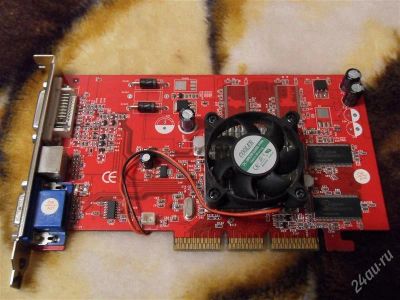 Лот: 1157126. Фото: 1. ATI RADEON 9200SE 128mb 64bit. Видеокарты