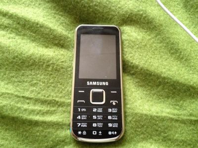 Лот: 3801984. Фото: 1. Samsung GT-C3530. Кнопочные мобильные телефоны