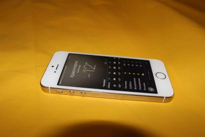 Лот: 6909839. Фото: 1. iPhone 5s. Смартфоны