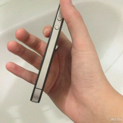 Лот: 9834702. Фото: 1. Iphone 4 8gb. Смартфоны