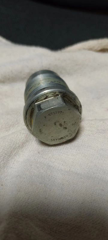Лот: 19453094. Фото: 1. Фиксатор КПП (заливная пробка... Трансмиссия