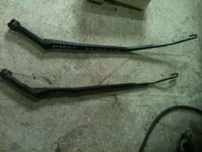 Лот: 4375978. Фото: 1. toyota mark2 gx100 держатель дворников. Кузов