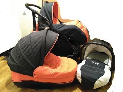 Лот: 7067564. Фото: 1. Коляска Tutis ZIPPY 3 в 1 в очень... Коляски