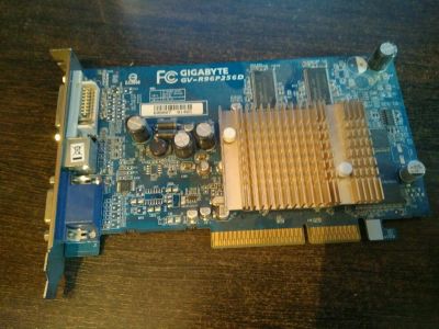 Лот: 15150383. Фото: 1. Видеокарта Gigabyte GV-R96P256D. Видеокарты
