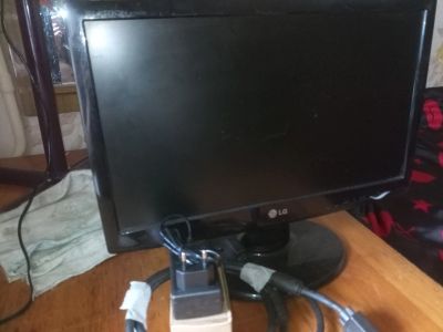 Лот: 23242332. Фото: 1. монитор«LG» 19 дм. ЖК-мониторы