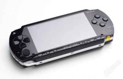 Лот: 1263175. Фото: 1. PSP fat. Игровые приставки, консоли