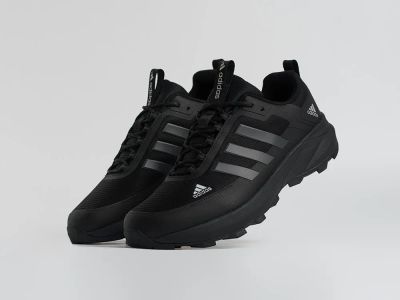 Лот: 25708507. Фото: 1. Кроссовки Adidas. Кеды, кроссовки, слипоны