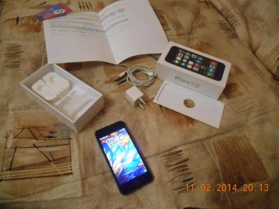 Лот: 3713130. Фото: 1. iPhone 5S 16Gb Grey, на гарантии... Смартфоны