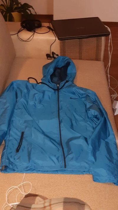 Лот: 16631234. Фото: 1. Ветровка nike. Верхняя одежда
