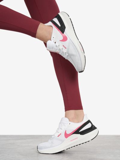 Лот: 25043208. Фото: 1. Кроссовки женские Nike Structure... Другое (одежда, обувь, галантерея)