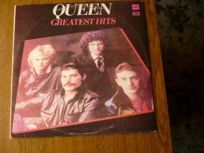 Лот: 9852280. Фото: 1. Queen. Greatist Hits. Мелодия. Аудиозаписи