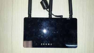 Лот: 19328080. Фото: 1. Wifi роутер D-link DIR-806a. Маршрутизаторы (роутеры)