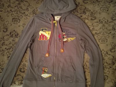 Лот: 17135699. Фото: 1. Кофта с капюшоном №2. Свитеры, толстовки, худи