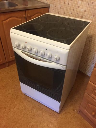 Лот: 9800487. Фото: 1. Электроплита Indesit K300 E.C... Плиты, духовые шкафы, варочные поверхности